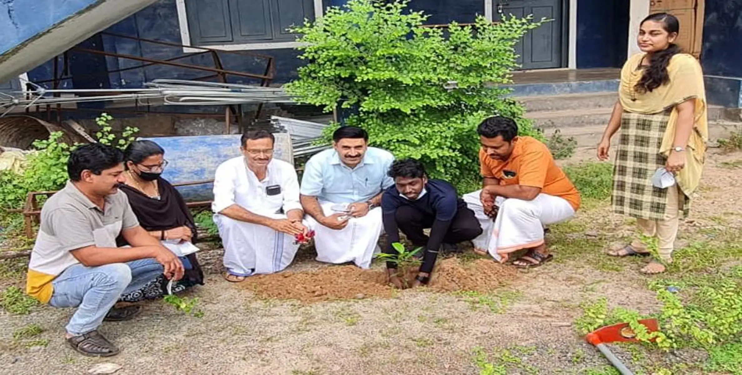 അഴിയൂരില്‍ ഏകാങ്ക പദയാത്രക്ക് സ്വീകരണം നല്‍കി